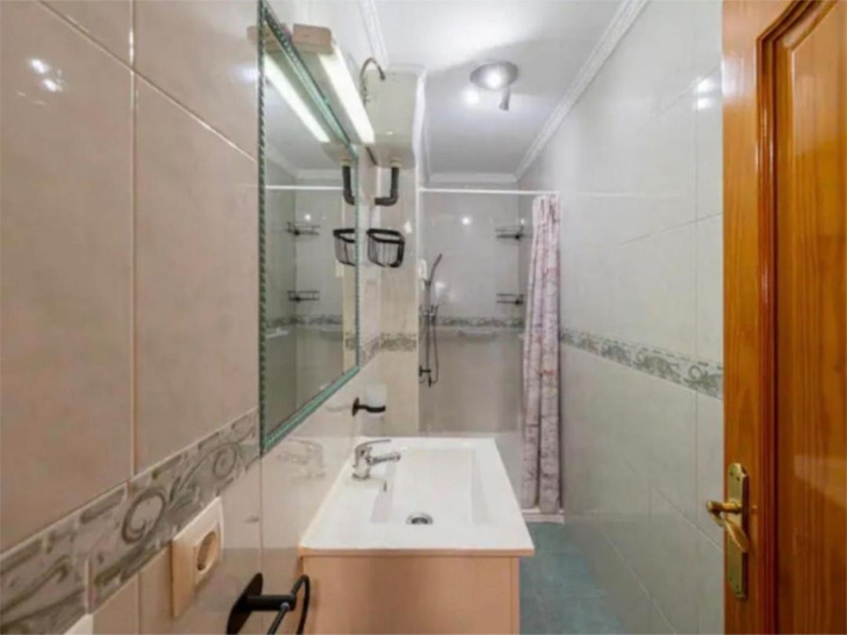 3 Bed Apartment for sale in San Pedro De Alcántara Costa Del Sol, Málaga, Spain