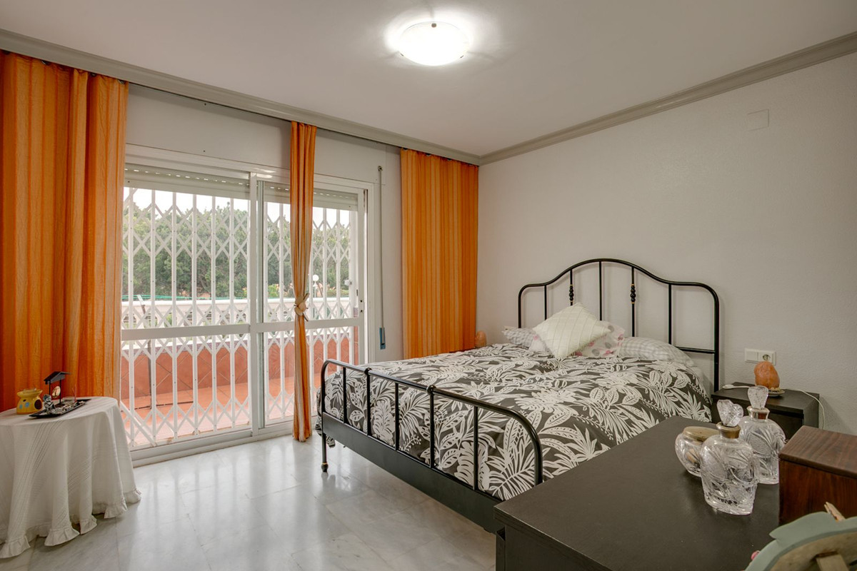 3 Bed Townhouse for sale in Estepona Costa Del Sol, Málaga, Spain