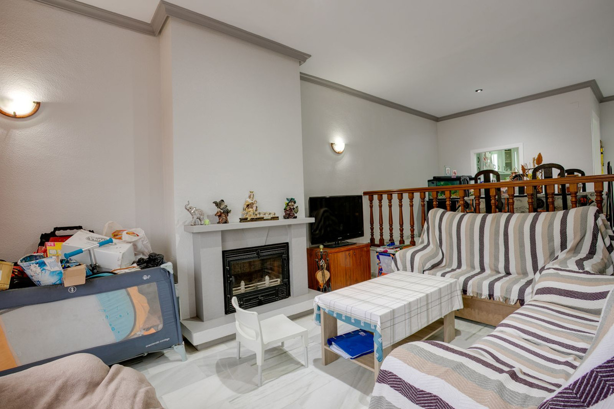 3 Bed Townhouse for sale in Estepona Costa Del Sol, Málaga, Spain