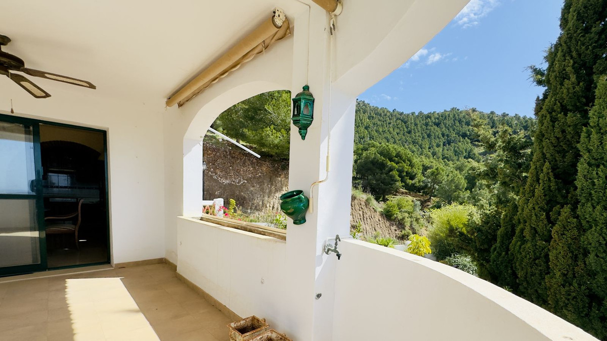 3 Bed Townhouse for sale in Mijas Costa Del Sol, Málaga, Spain