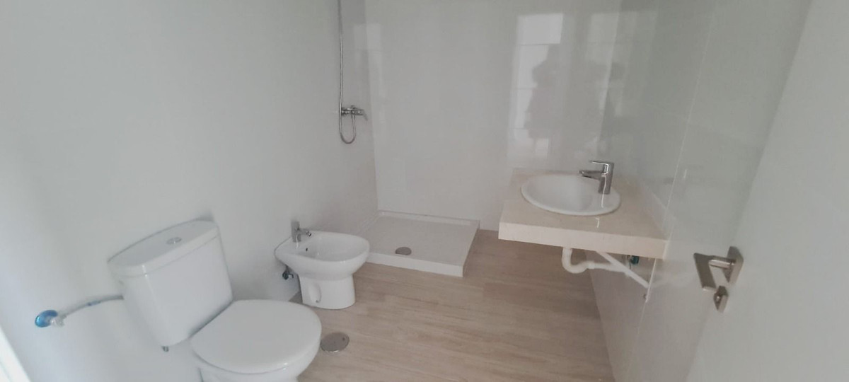 1 Bed Apartment for sale in Fuengirola Costa Del Sol, Málaga, Spain