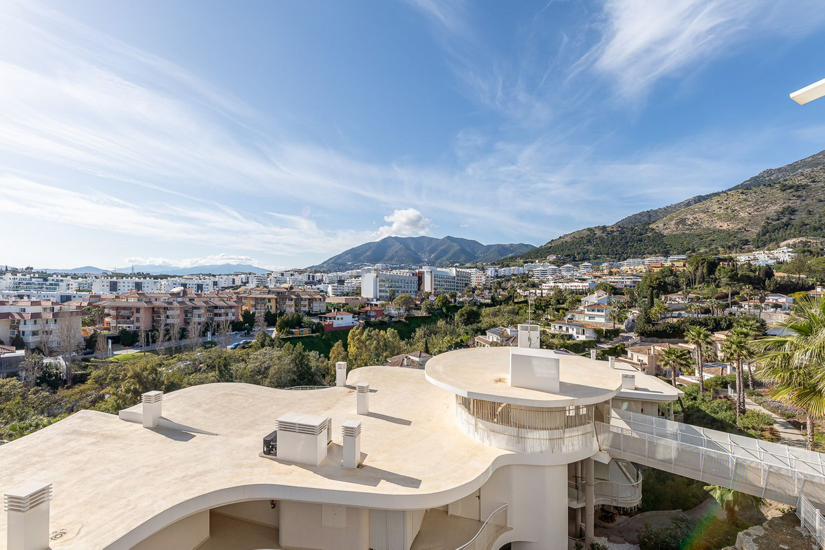 3 Bed Apartment for sale in Benalmadena Costa Del Sol, Málaga, Spain