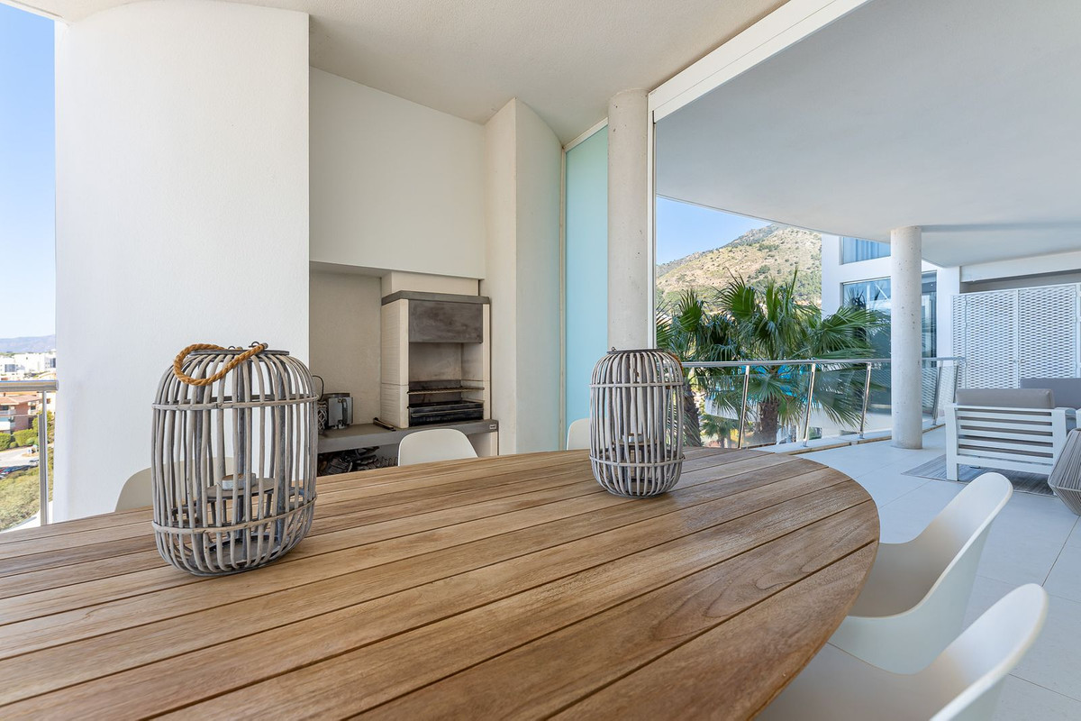 3 Bed Apartment for sale in Benalmadena Costa Del Sol, Málaga, Spain