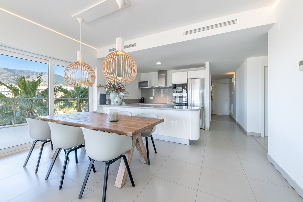 3 Bed Apartment for sale in Benalmadena Costa Del Sol, Málaga, Spain