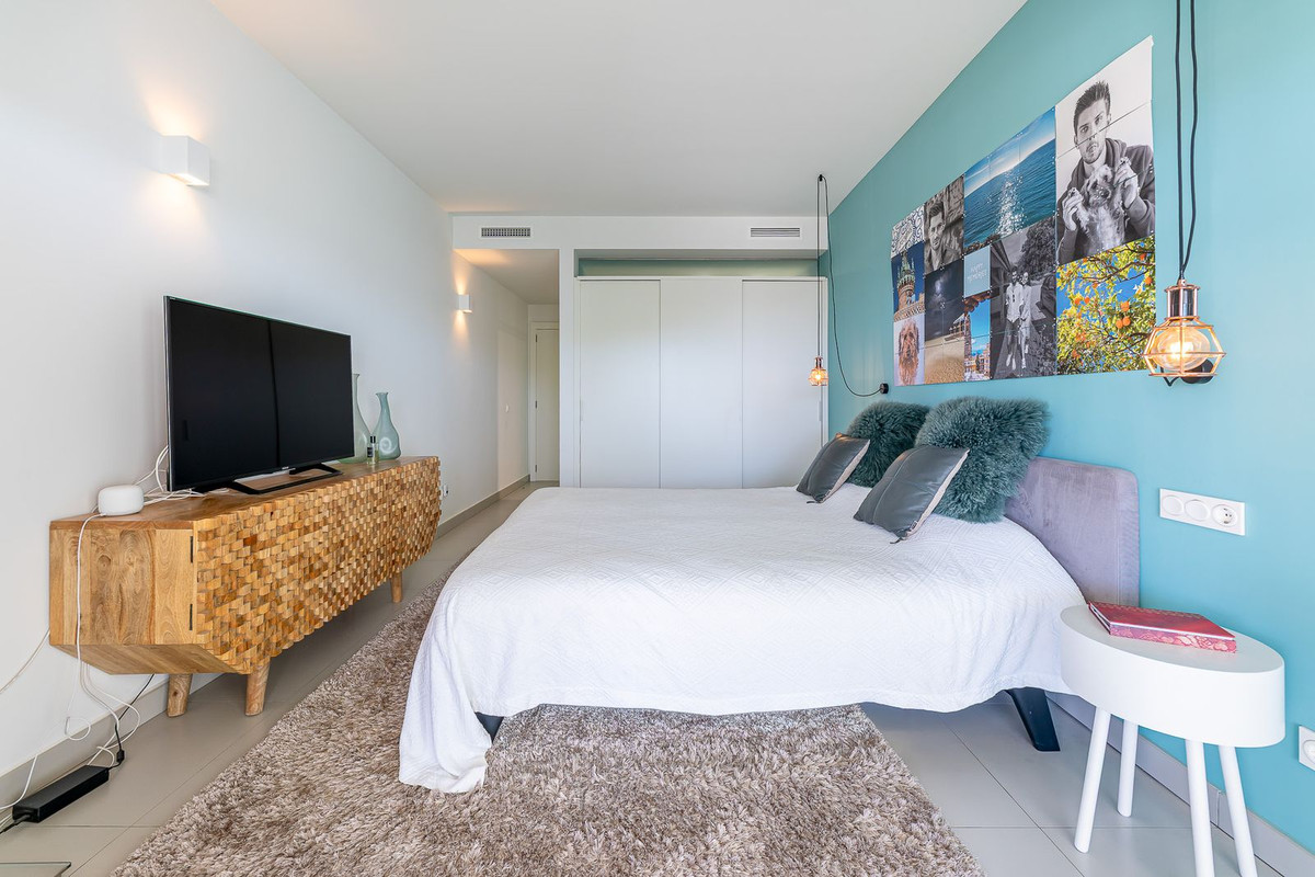 3 Bed Apartment for sale in Benalmadena Costa Del Sol, Málaga, Spain
