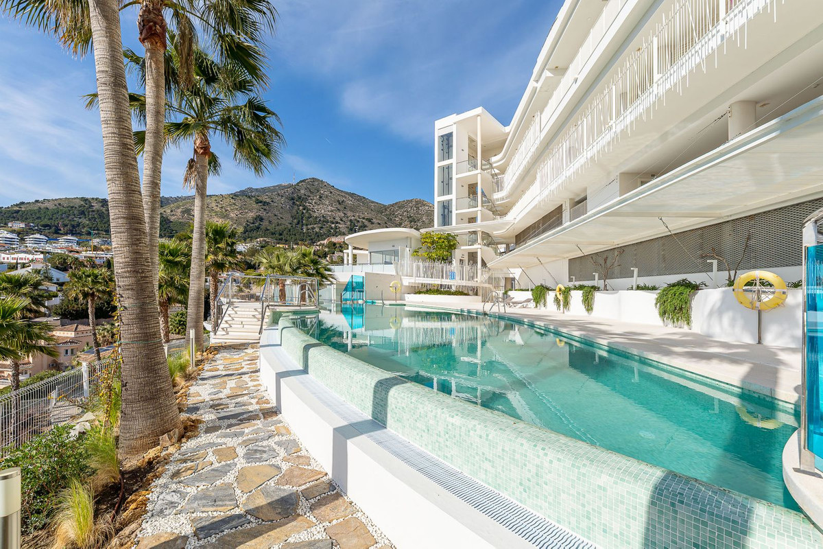 3 Bed Apartment for sale in Benalmadena Costa Del Sol, Málaga, Spain