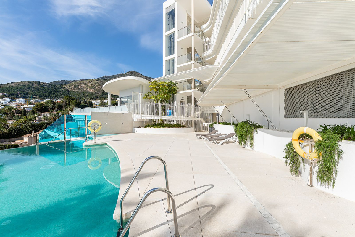 3 Bed Apartment for sale in Benalmadena Costa Del Sol, Málaga, Spain