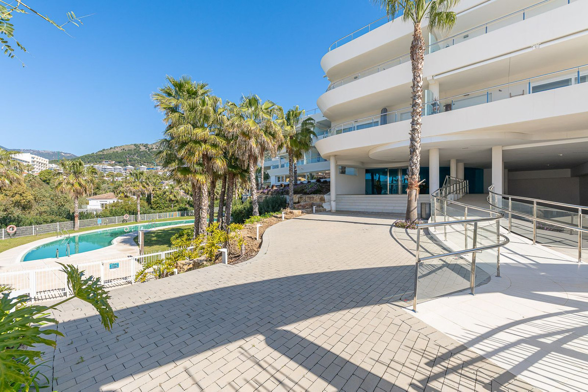 3 Bed Apartment for sale in Benalmadena Costa Del Sol, Málaga, Spain