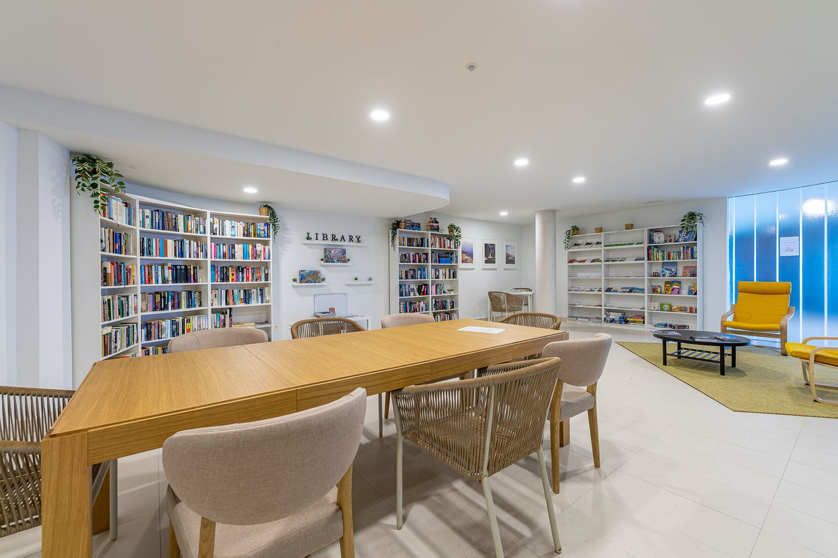 3 Bed Apartment for sale in Benalmadena Costa Del Sol, Málaga, Spain