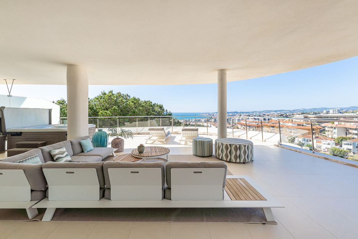 3 Bed Apartment for sale in Benalmadena Costa Del Sol, Málaga, Spain