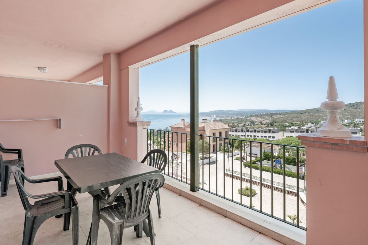 Se vende Apartamento Planta Media de 2 dormitorios en Costa Del Sol, Málaga, España