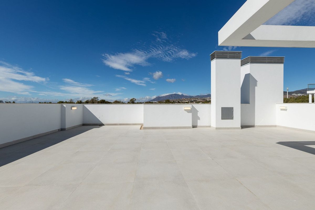 4 Bed Townhouse for sale in San Pedro De Alcántara Costa Del Sol, Málaga, Spain
