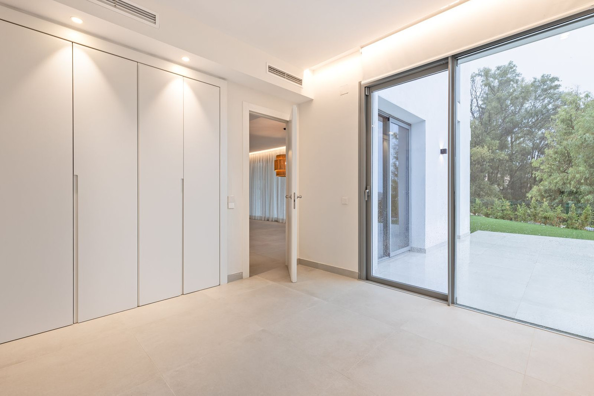 4 Bed Townhouse for sale in San Pedro De Alcántara Costa Del Sol, Málaga, Spain