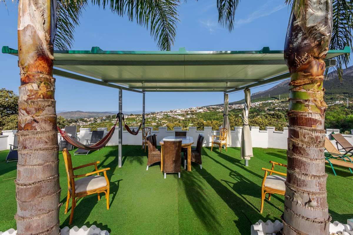 6 Bed Townhouse for sale in Alhaurín El Grande Costa Del Sol, Málaga, Spain
