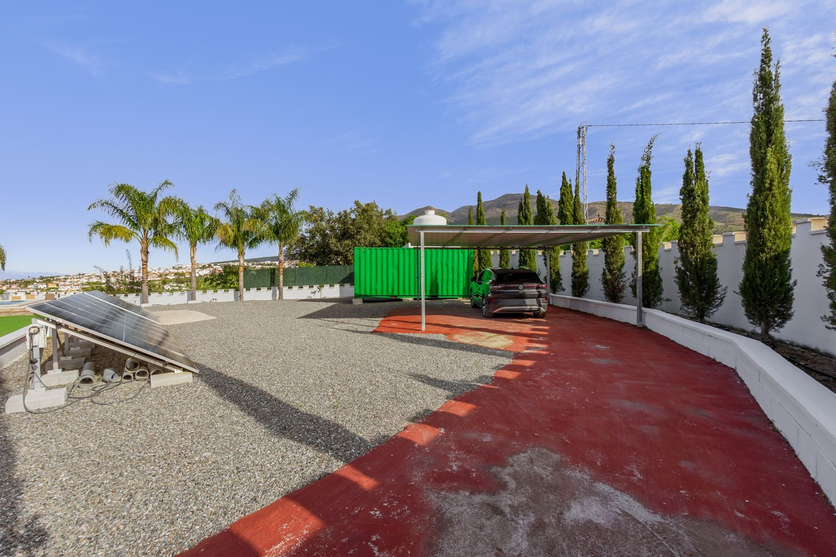 6 Bed Townhouse for sale in Alhaurín El Grande Costa Del Sol, Málaga, Spain