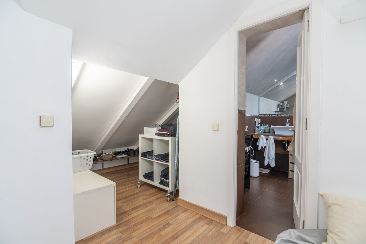 3 Bed Townhouse for sale in Estepona Costa Del Sol, Málaga, Spain