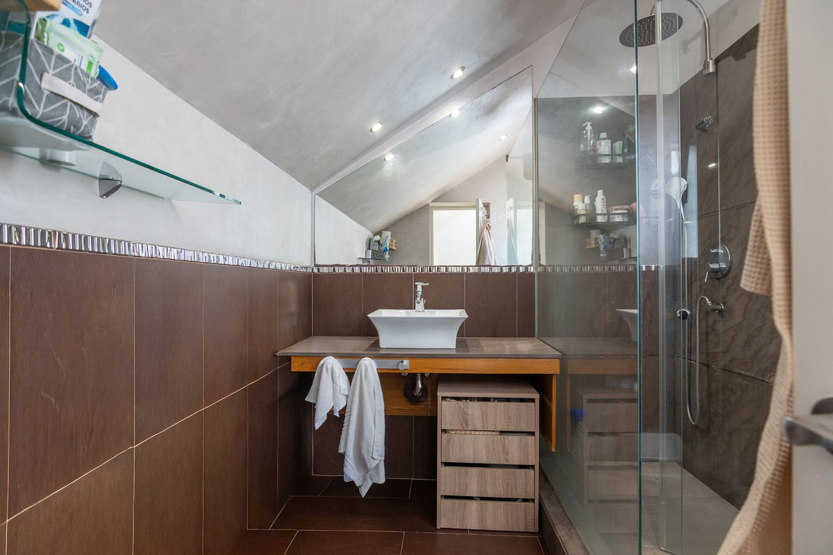 3 Bed Townhouse for sale in Estepona Costa Del Sol, Málaga, Spain