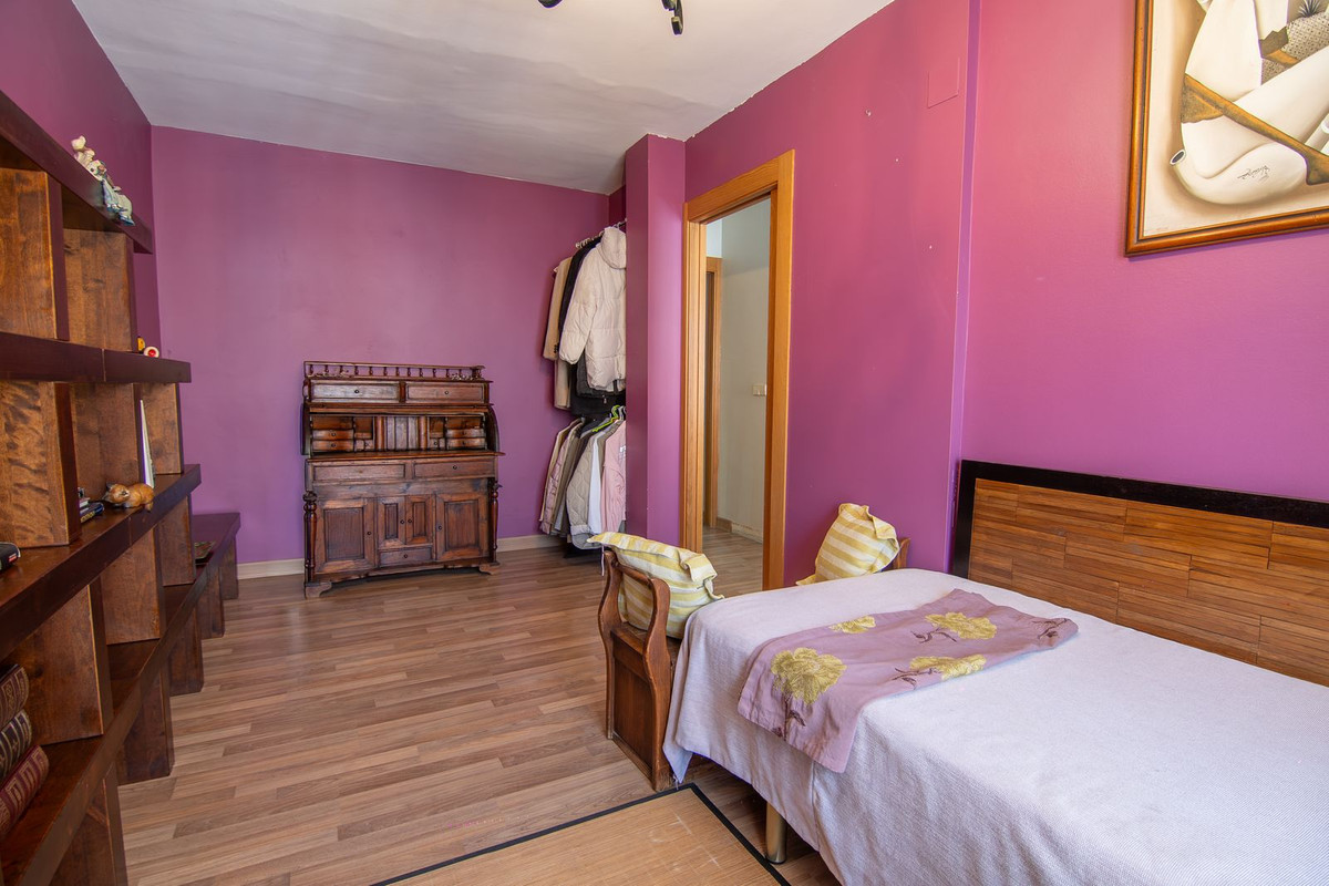 3 Bed Townhouse for sale in Estepona Costa Del Sol, Málaga, Spain