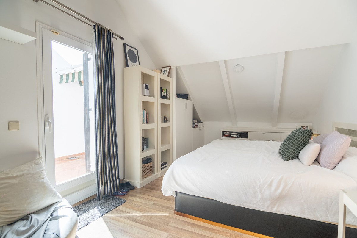 3 Bed Townhouse for sale in Estepona Costa Del Sol, Málaga, Spain