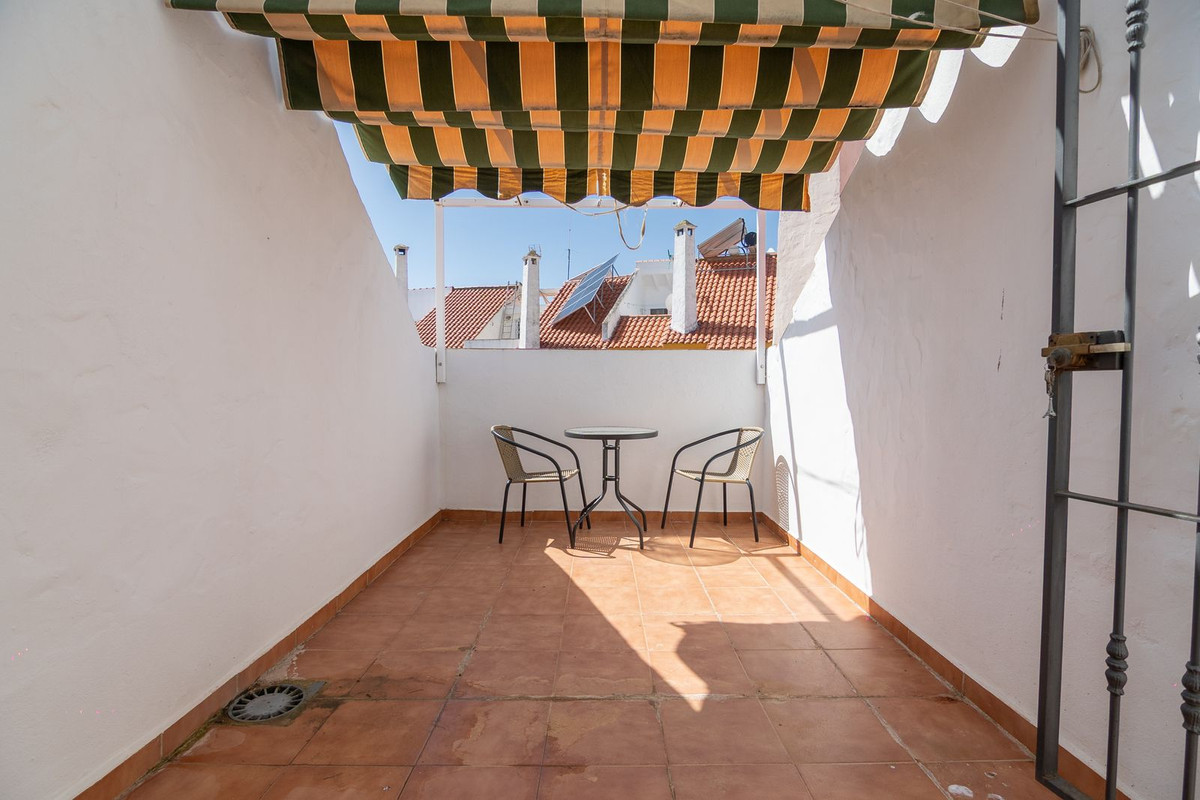 3 Bed Townhouse for sale in Estepona Costa Del Sol, Málaga, Spain