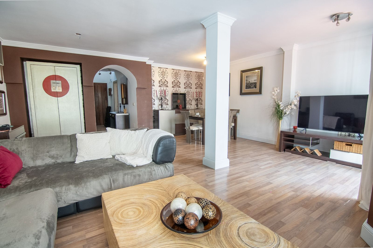 3 Bed Townhouse for sale in Estepona Costa Del Sol, Málaga, Spain