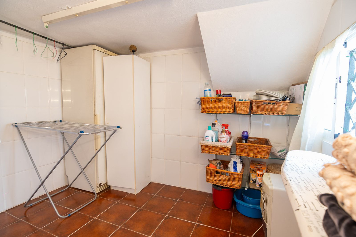3 Bed Townhouse for sale in Estepona Costa Del Sol, Málaga, Spain