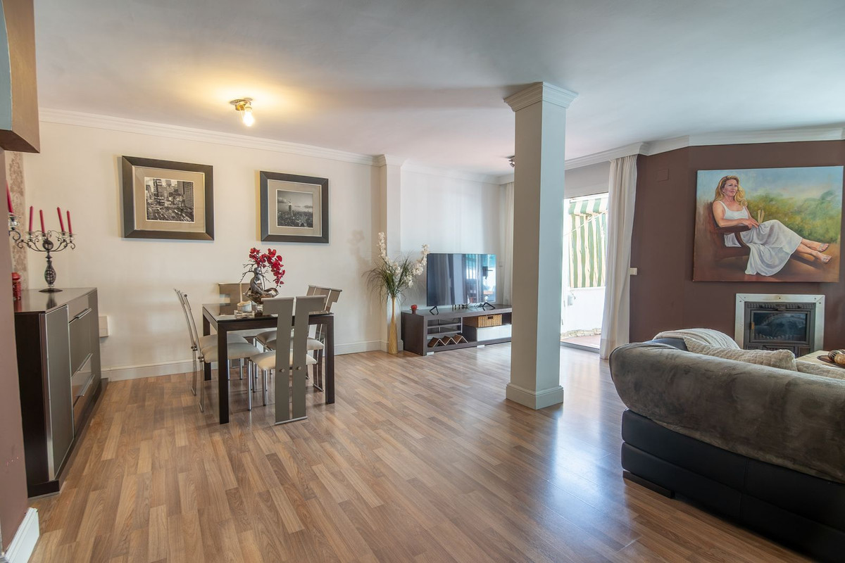 3 Bed Townhouse for sale in Estepona Costa Del Sol, Málaga, Spain