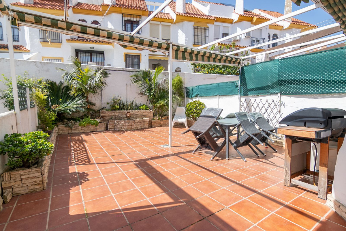 3 Bed Townhouse for sale in Estepona Costa Del Sol, Málaga, Spain