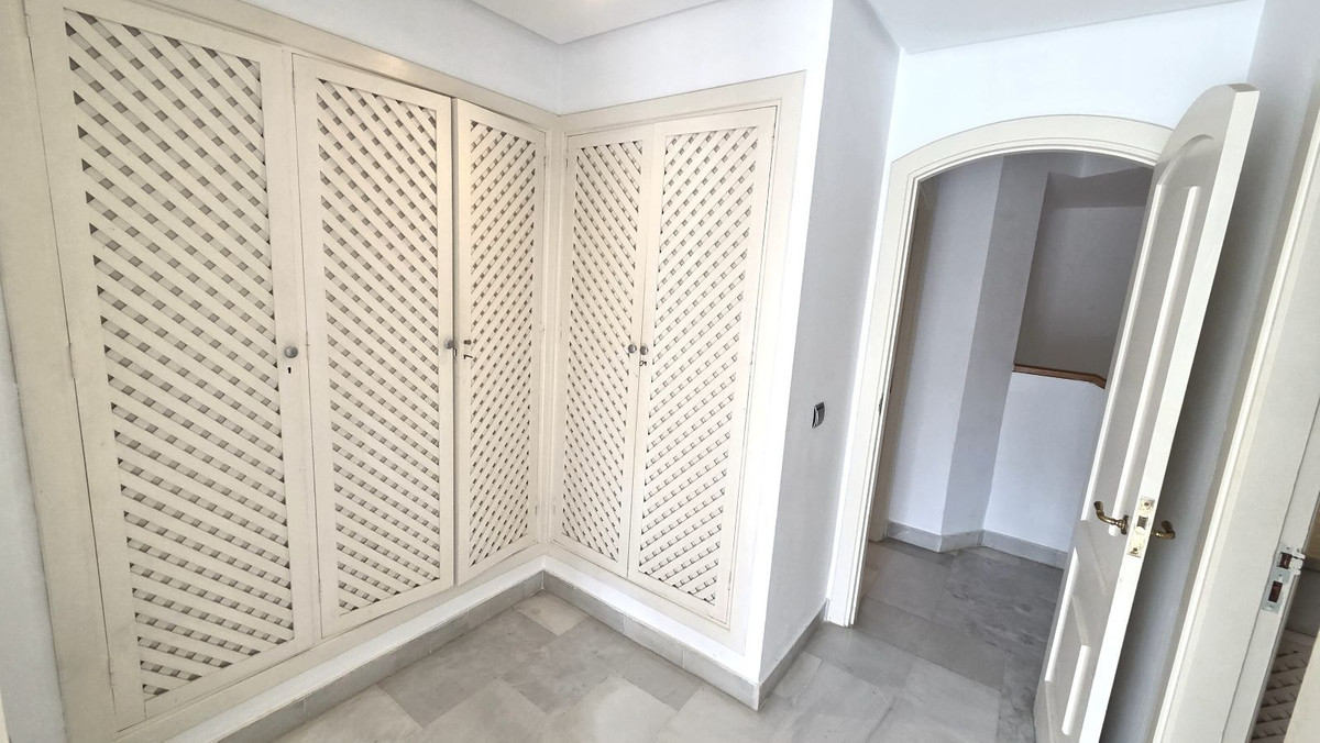 3 Bed Townhouse for sale in Marbella Costa Del Sol, Málaga, Spain