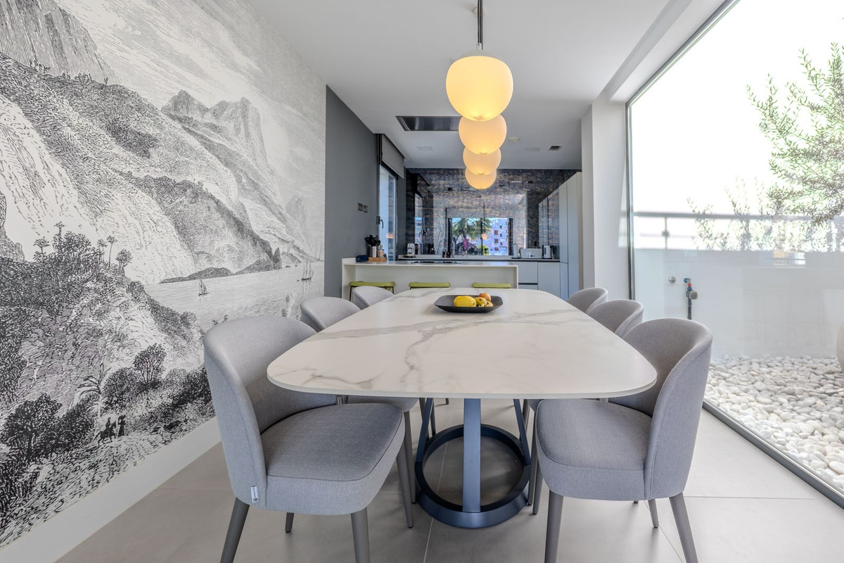 Se vende Villa - Chalet de 4 dormitorios en Costa Del Sol, Málaga, España