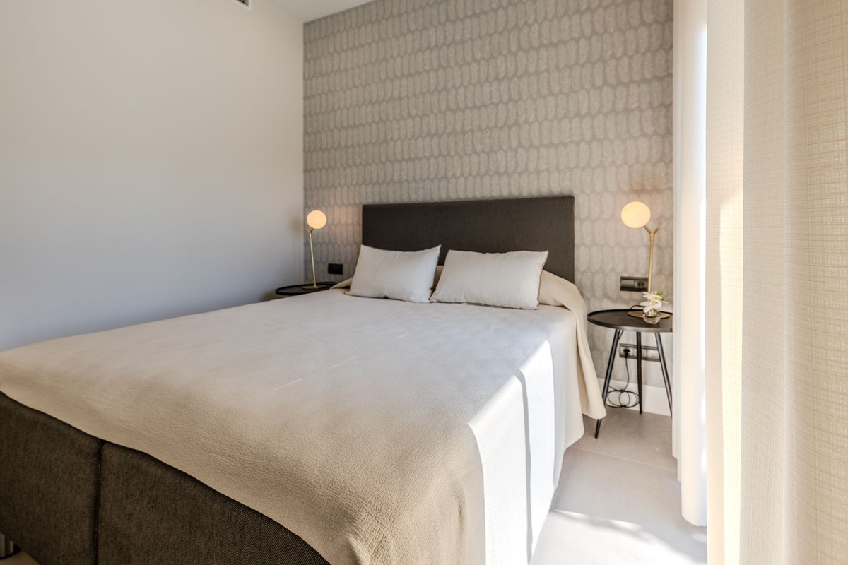 Se vende Villa - Chalet de 4 dormitorios en Costa Del Sol, Málaga, España