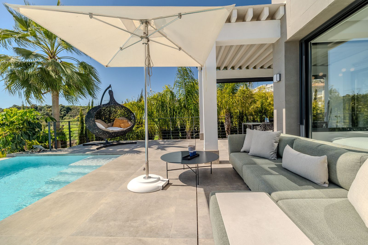 Se vende Villa - Chalet de 4 dormitorios en Costa Del Sol, Málaga, España