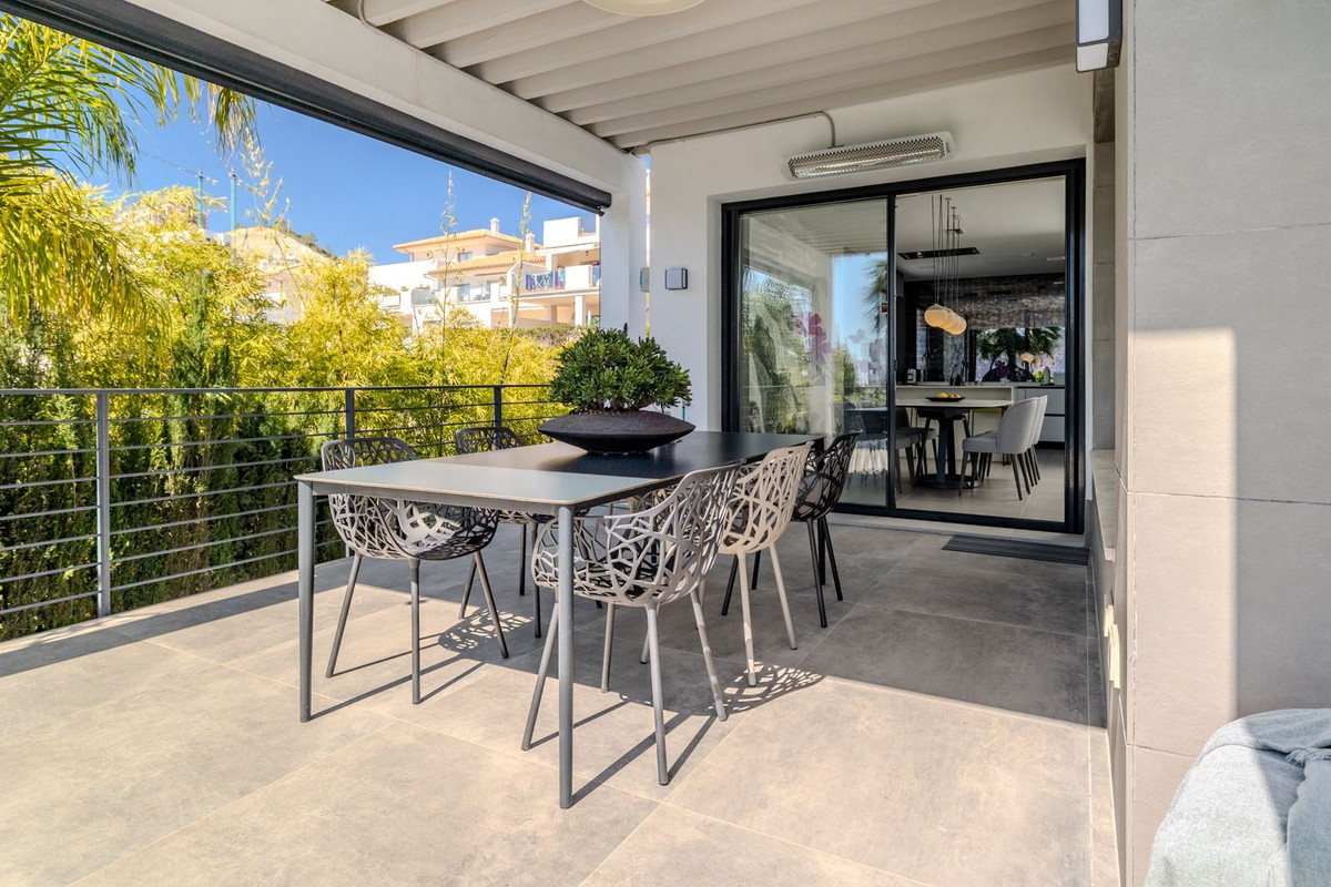 Se vende Villa - Chalet de 4 dormitorios en Costa Del Sol, Málaga, España