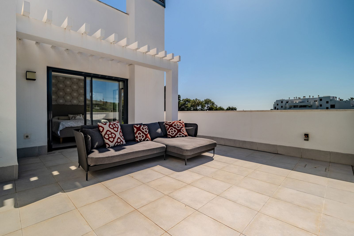 Se vende Villa - Chalet de 4 dormitorios en Costa Del Sol, Málaga, España