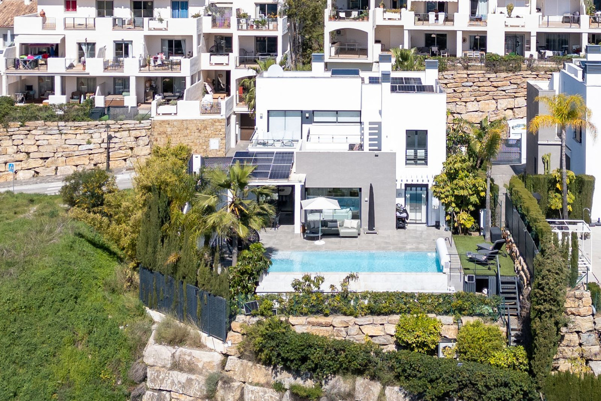 Se vende Villa - Chalet de 4 dormitorios en Costa Del Sol, Málaga, España