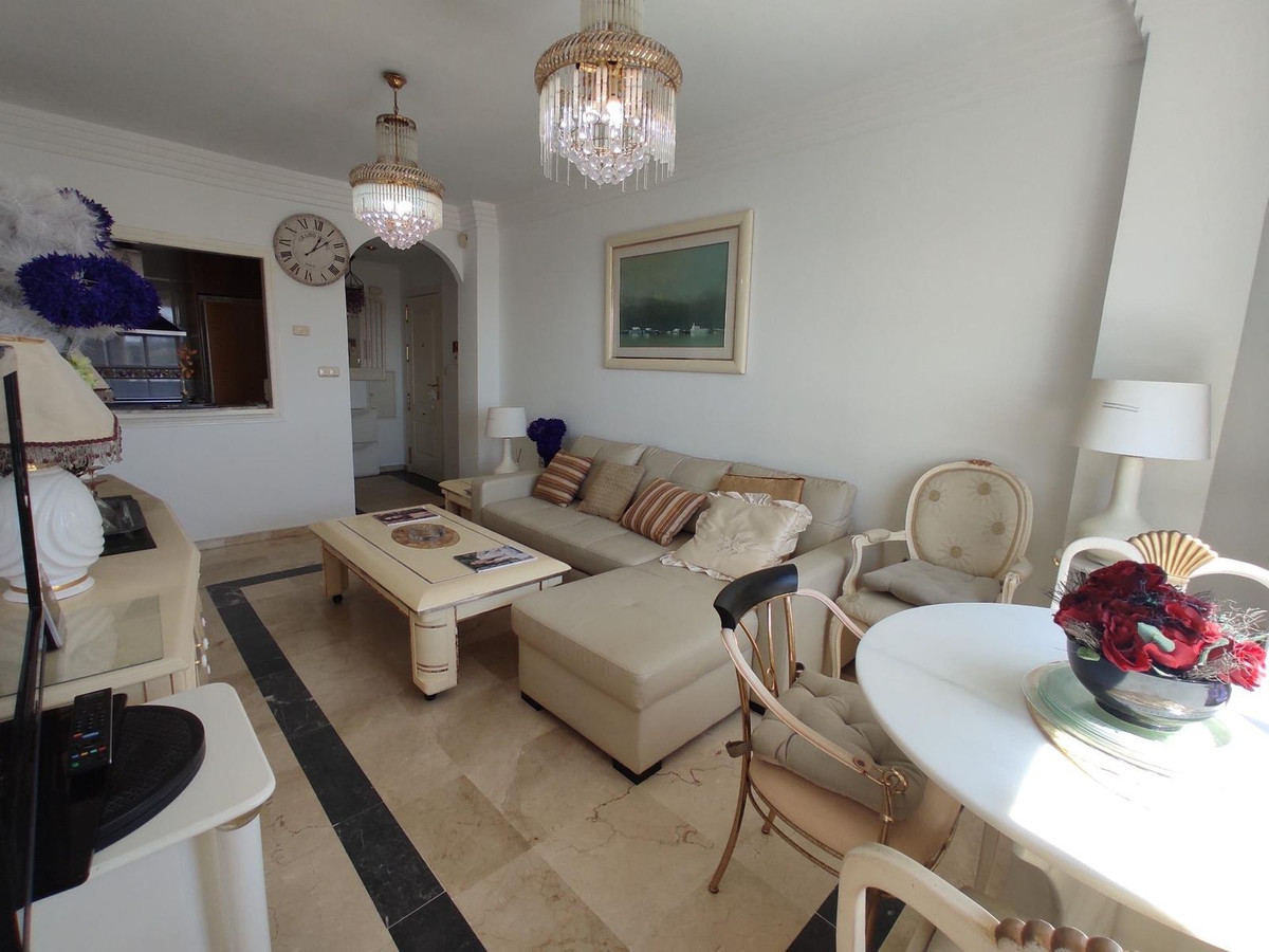 1 Bed Apartment for sale in Marbella Costa Del Sol, Málaga, Spain