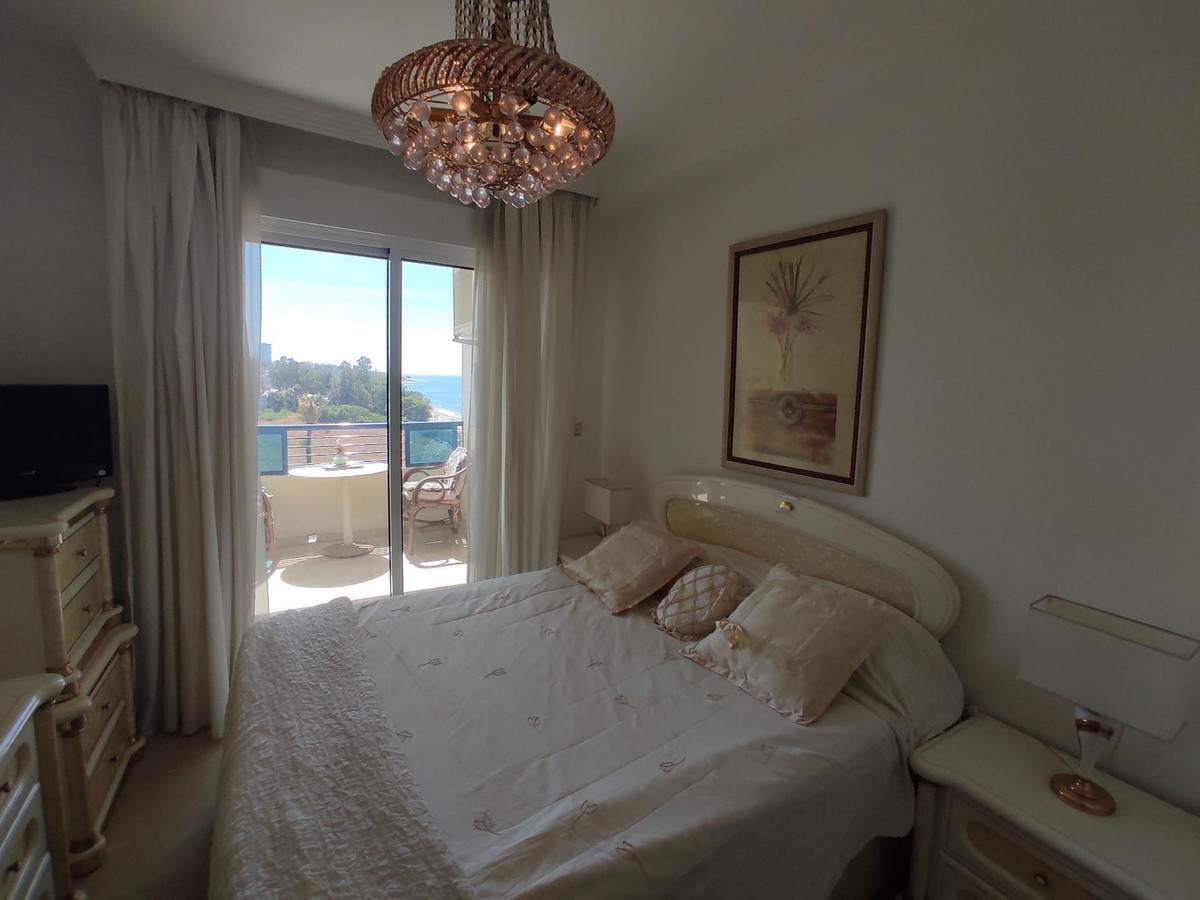 1 Bed Apartment for sale in Marbella Costa Del Sol, Málaga, Spain