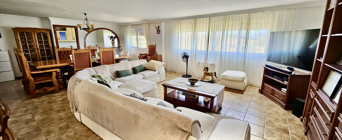 Se vende Villa - Chalet de 6 dormitorios en Costa Del Sol, Málaga, España