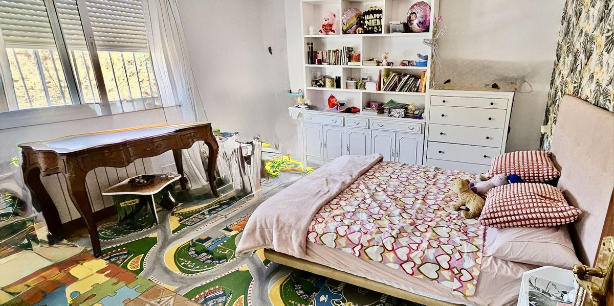 Se vende Villa - Chalet de 6 dormitorios en Costa Del Sol, Málaga, España