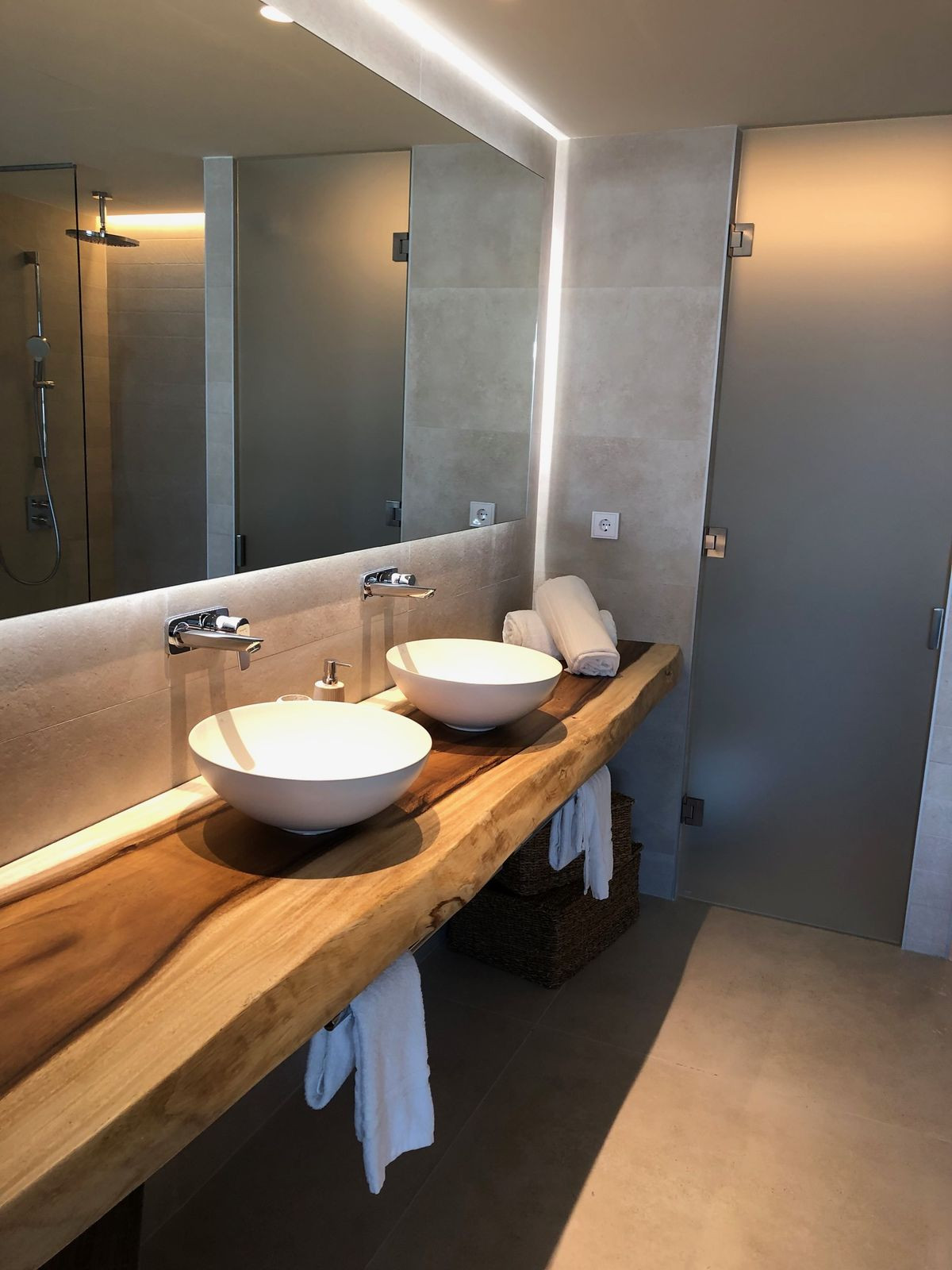Se vende Apartamento Planta Media de 2 dormitorios en Costa Del Sol, Cadiz, España