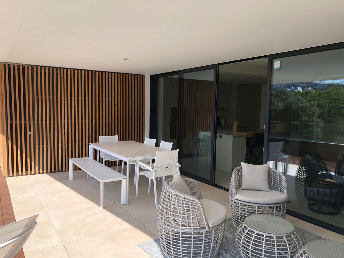 Se vende Apartamento Planta Media de 2 dormitorios en Costa Del Sol, Cadiz, España