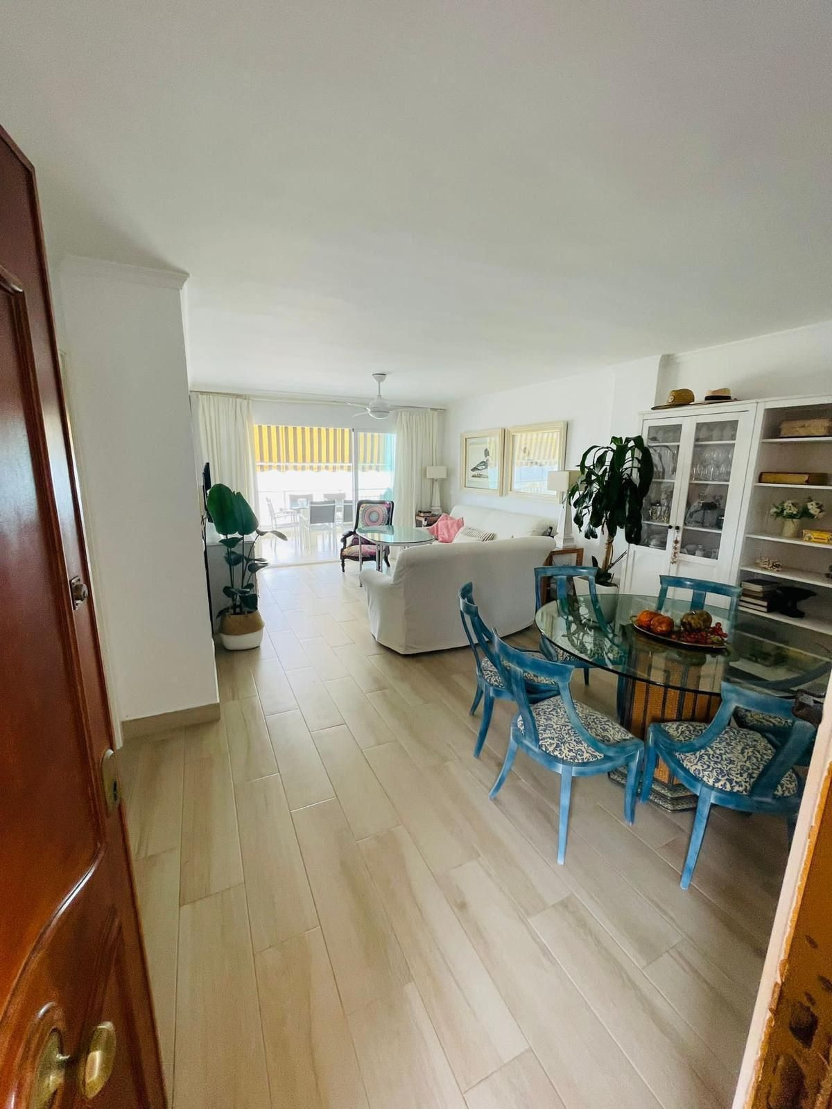 2 Bed Apartment for sale in Fuengirola Costa Del Sol, Málaga, Spain