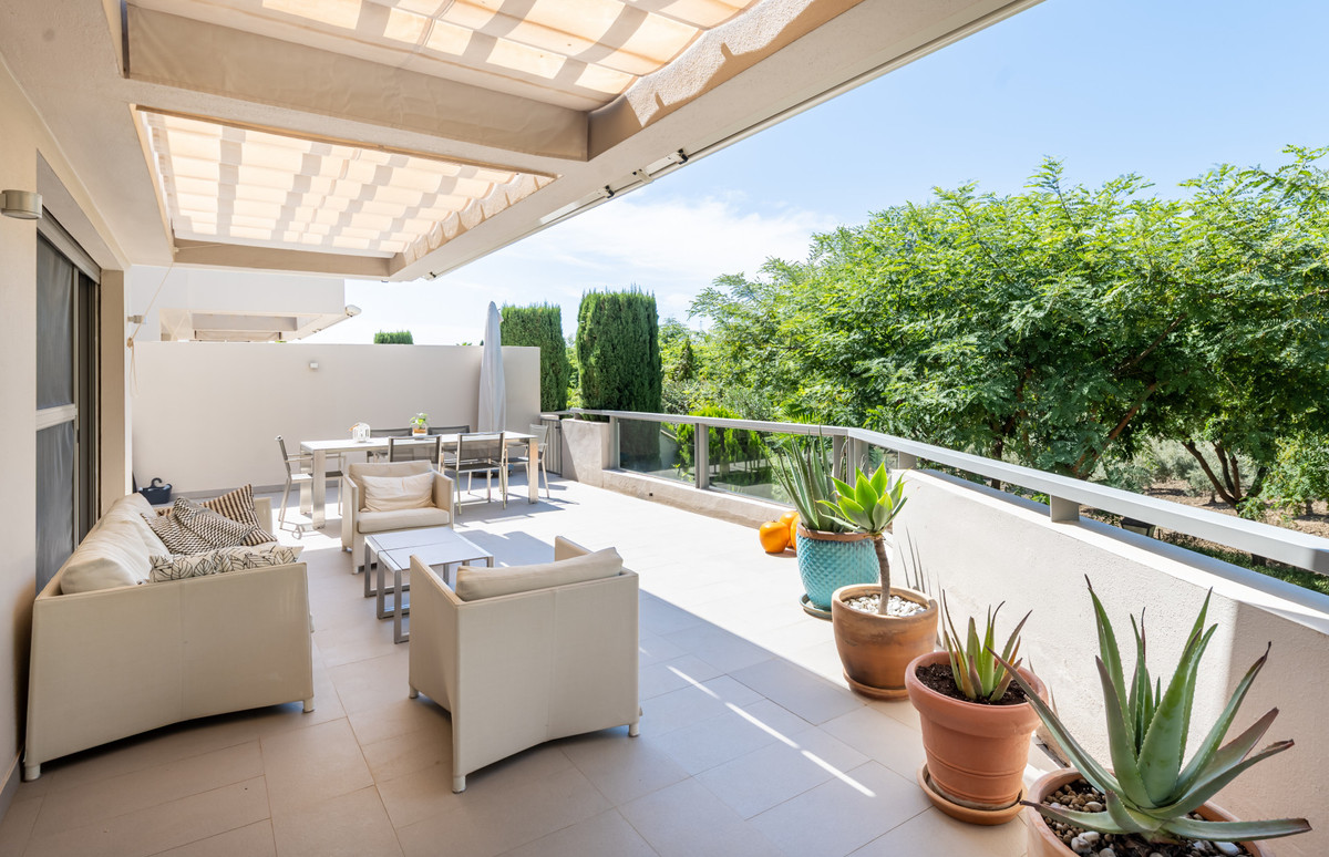 3 Bed Apartment for sale in Benahavís Costa Del Sol, Málaga, Spain