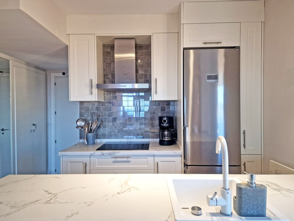3 Bed Apartment for sale in Calahonda Costa Del Sol, Málaga, Spain