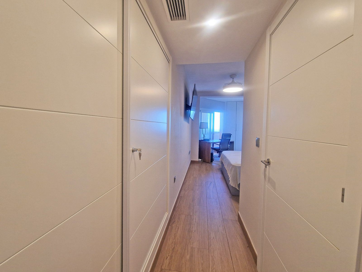 3 Bed Apartment for sale in Calahonda Costa Del Sol, Málaga, Spain