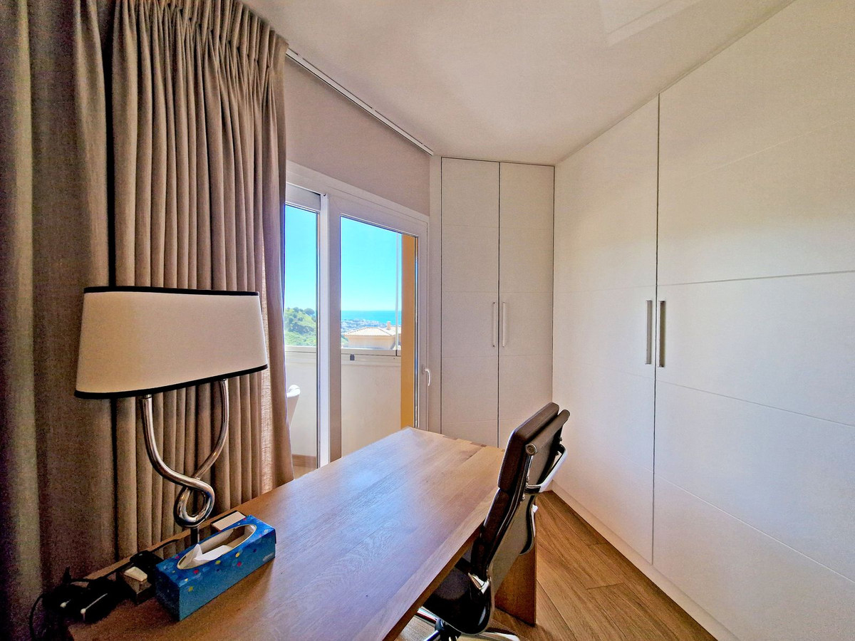 3 Bed Apartment for sale in Calahonda Costa Del Sol, Málaga, Spain