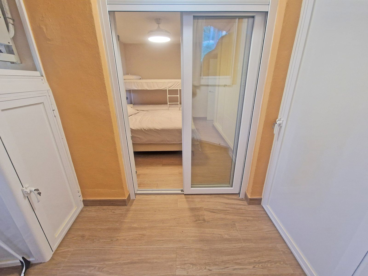 3 Bed Apartment for sale in Calahonda Costa Del Sol, Málaga, Spain