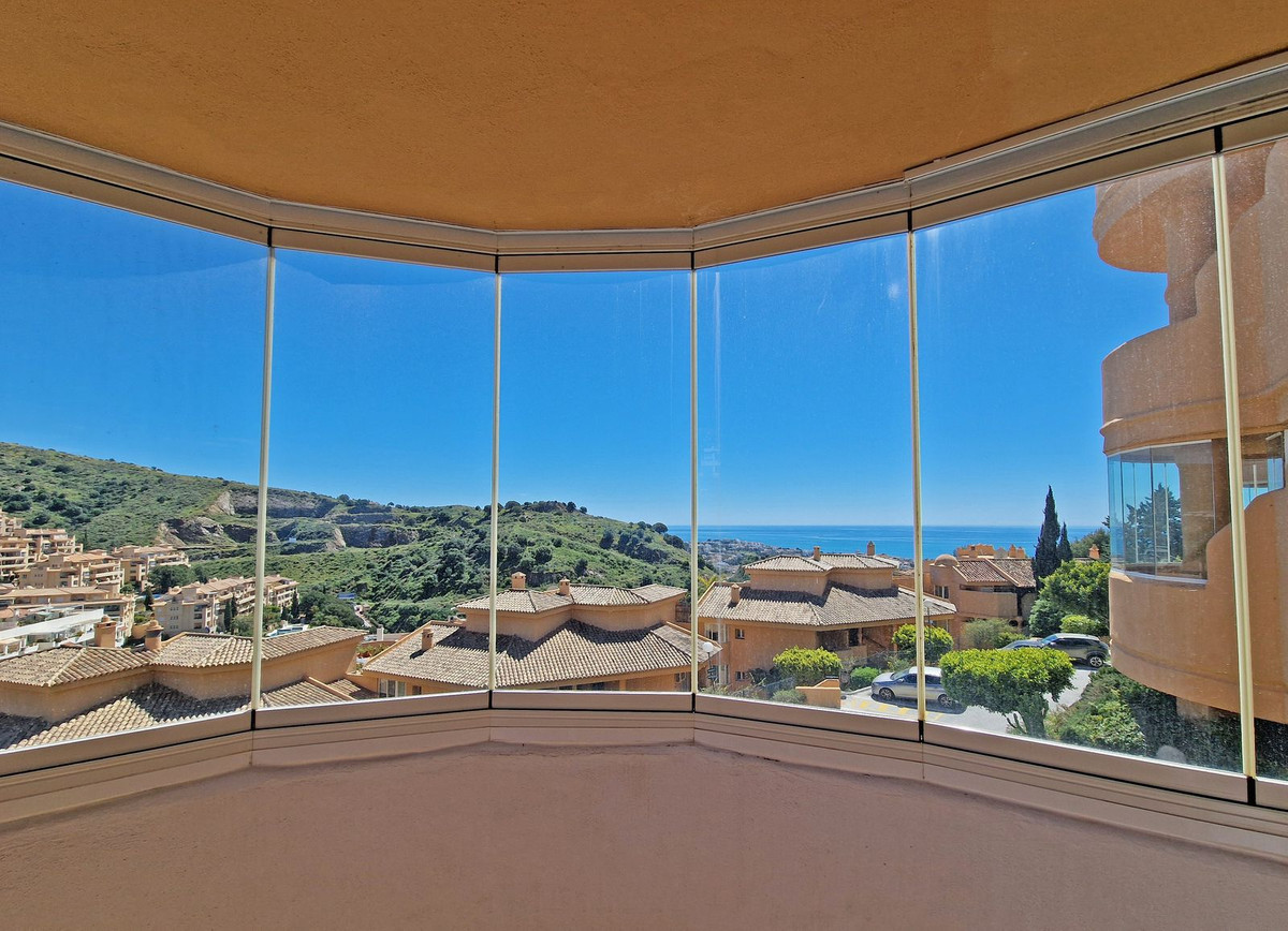 3 Bed Apartment for sale in Calahonda Costa Del Sol, Málaga, Spain