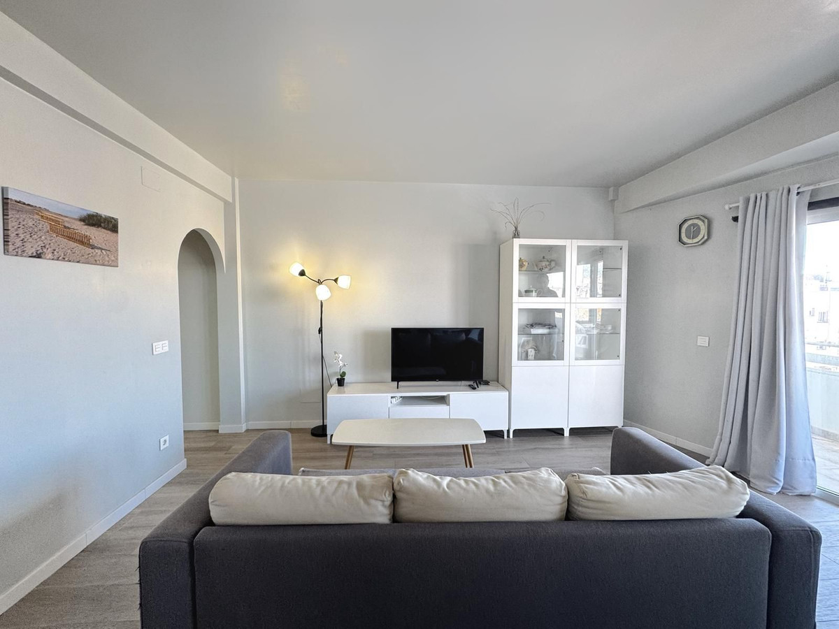 Se vende Apartamento Planta Media de 2 dormitorios en Costa Del Sol, Málaga, España
