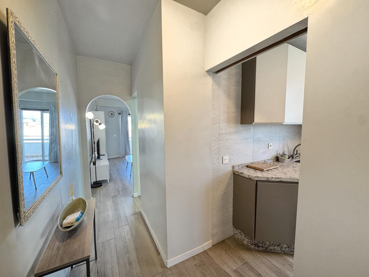Se vende Apartamento Planta Media de 2 dormitorios en Costa Del Sol, Málaga, España